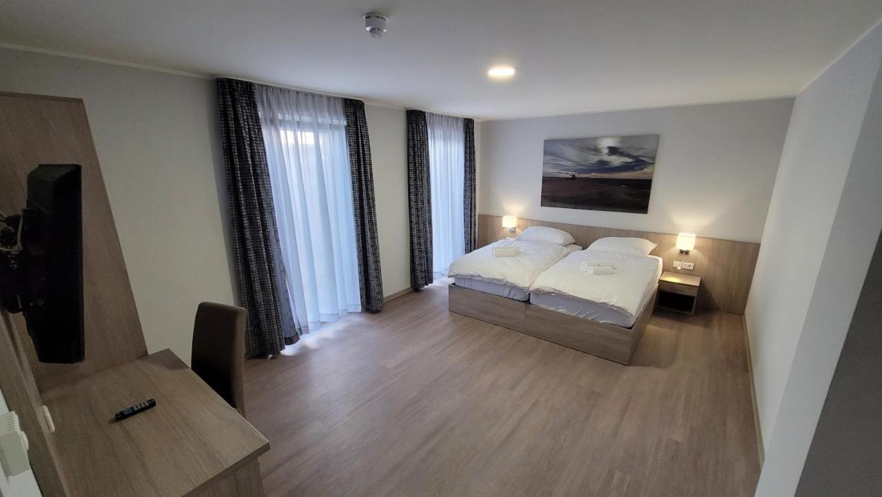Landgasthof Kelzenberg Juchen Ruang foto